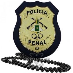 DISTINTIVO FUNCIONAL EM COURO COM BRASÃO EM METAL DA POLÍCIA PENAL DO DF